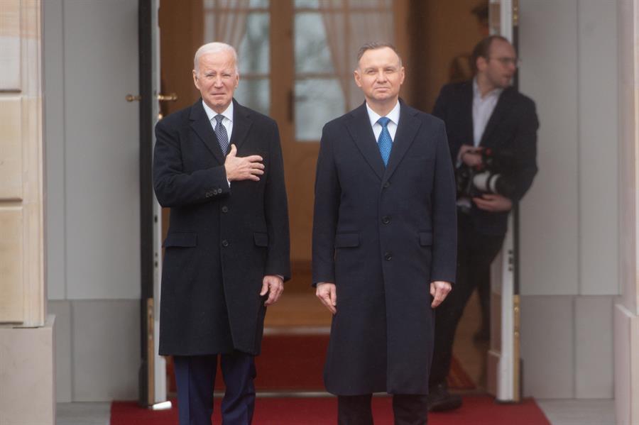 Biden agradece a Polonia ayuda a Ucrania y destaca la fortaleza
