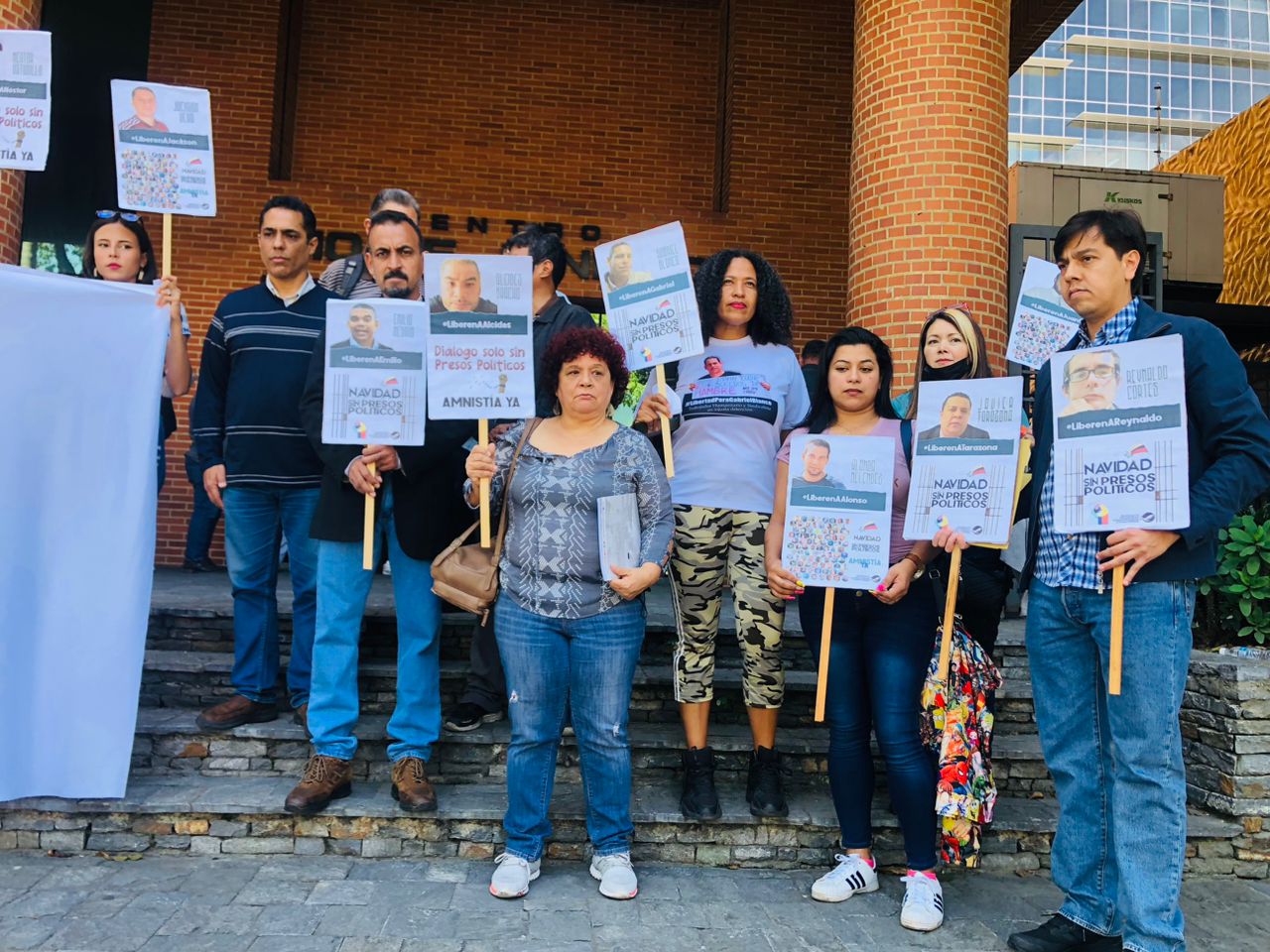Tribunal rechaza solicitud de revisión de medidas para luchadores sindicales que seguirán presos