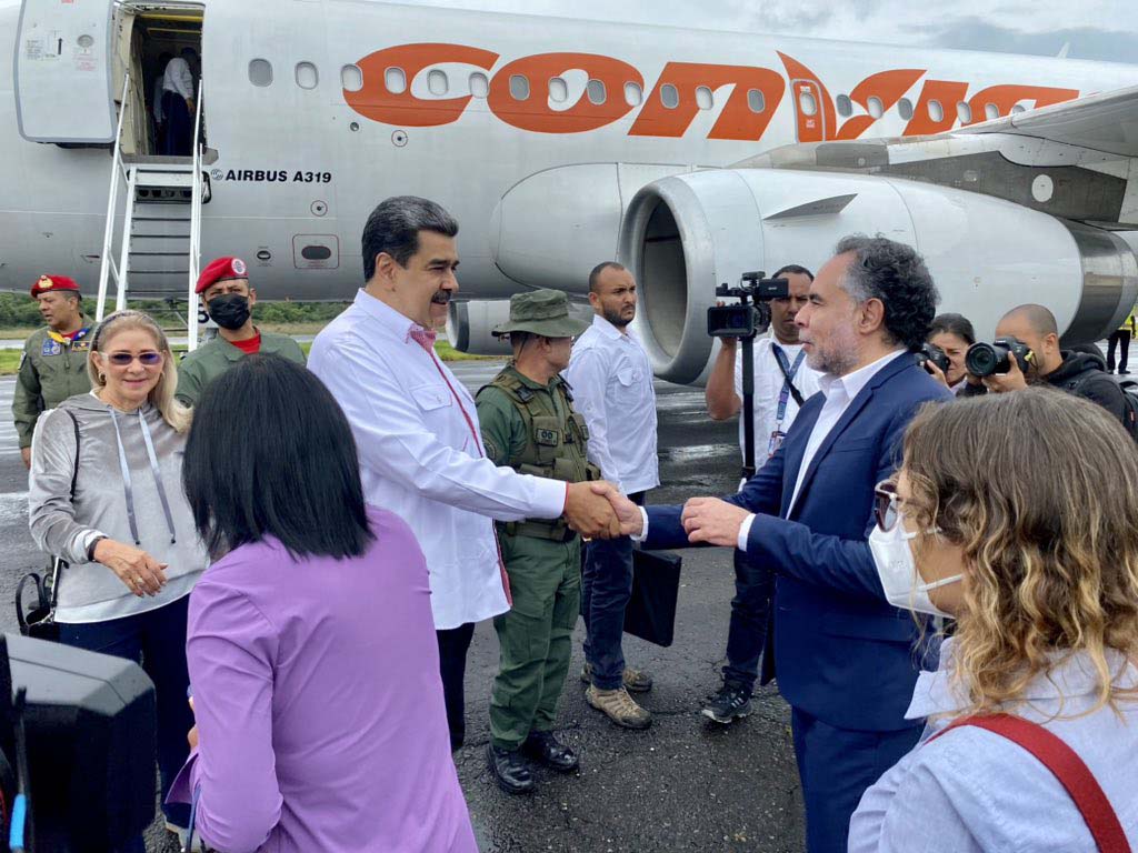 Maduro se reunirá con Petro en la frontera para firmar acuerdo comercial