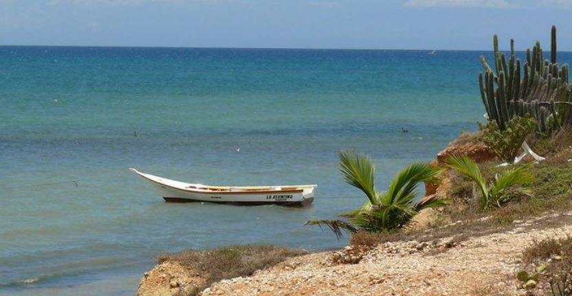 Aparecen dos marineros y siguen buscando a dos adultos y un niño del peñero siniestrado en Isla de Margarita