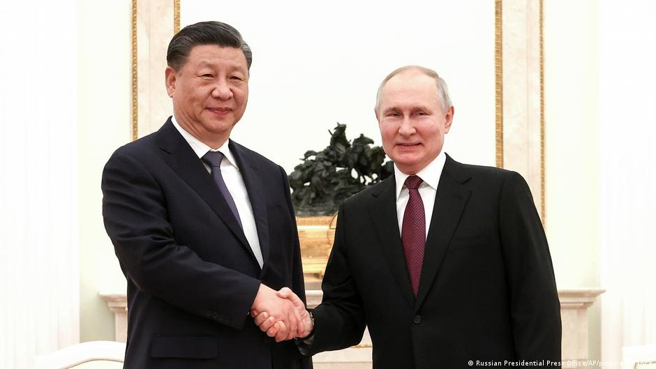 Xi invita a Putin a China: “Somos grandes potencias vecinas”