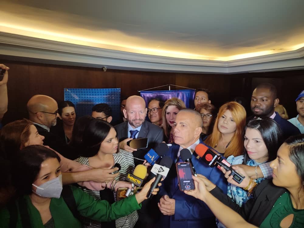 Rosales reitera que UNT está dispuesto a apoyar otra candidatura a la primaria