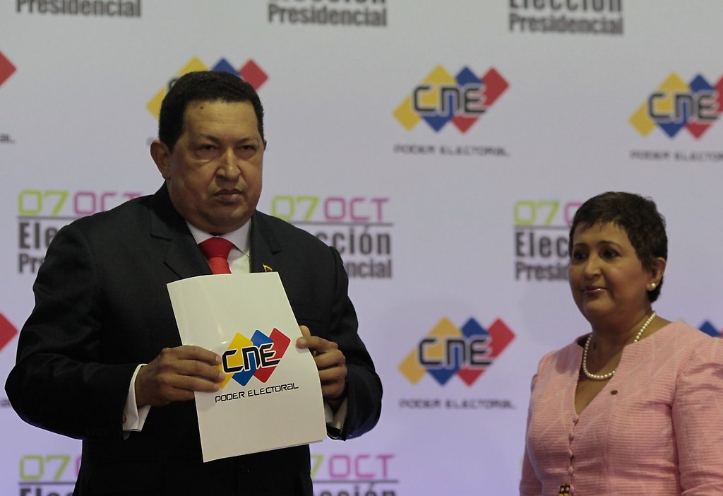 Cuatro elecciones polémicas que dirigió Tibisay Lucena al frente del CNE