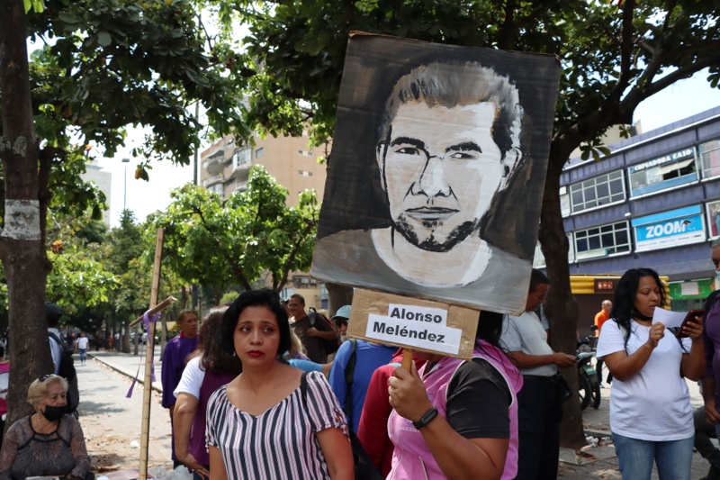 Trabajadores públicos realizan un viacrucis para protestar por Salario (Mairet Chourio)