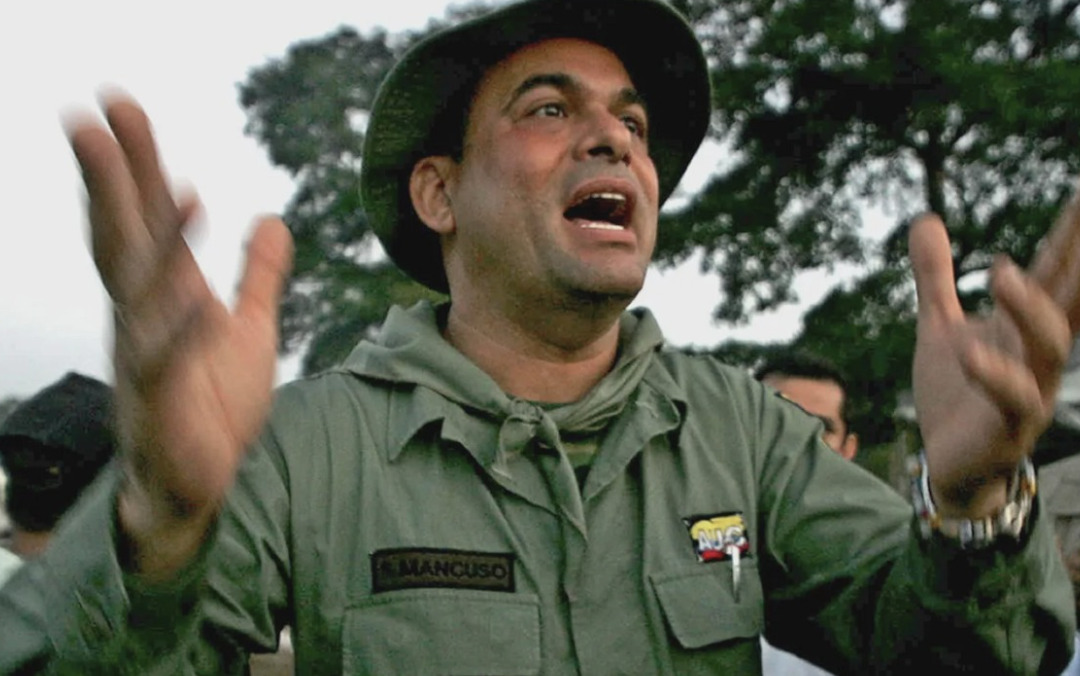 Imputan a Mancuso y otros exparamilitares por crímenes en norte de Colombia