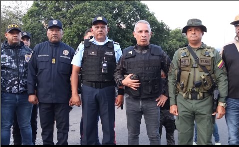 Gobierno despliega más de 1.000 policías en la frontera con Colombia