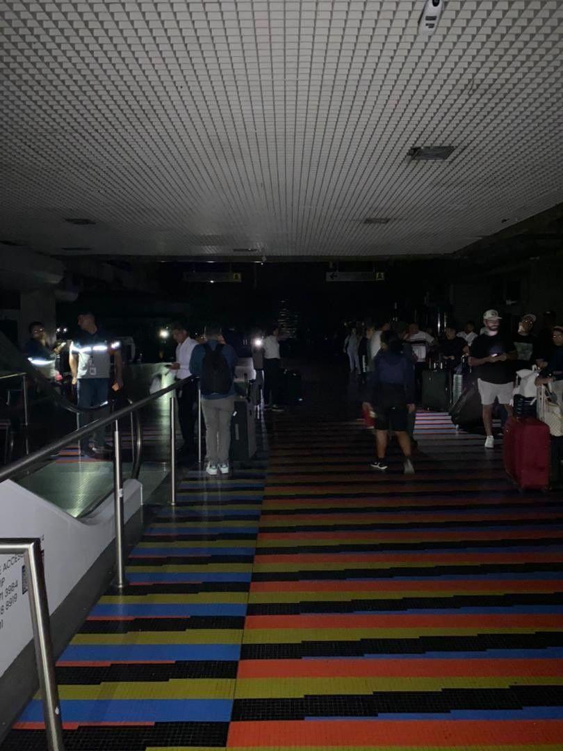 Persiste falla eléctrica en Aeropuerto de Maiquetía