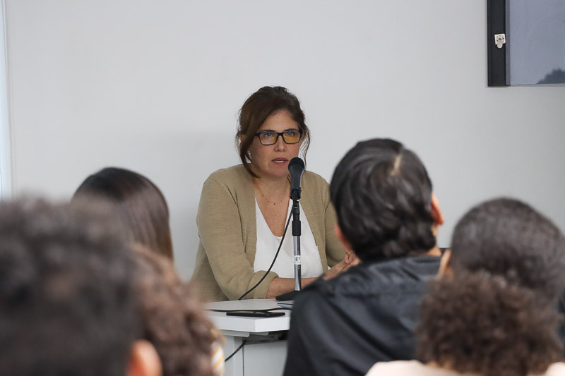 Mariana Bacalao-Guayoyo con Cocuyo en alianza con la Unión Europea en la Ucab (Mairet Chourio)