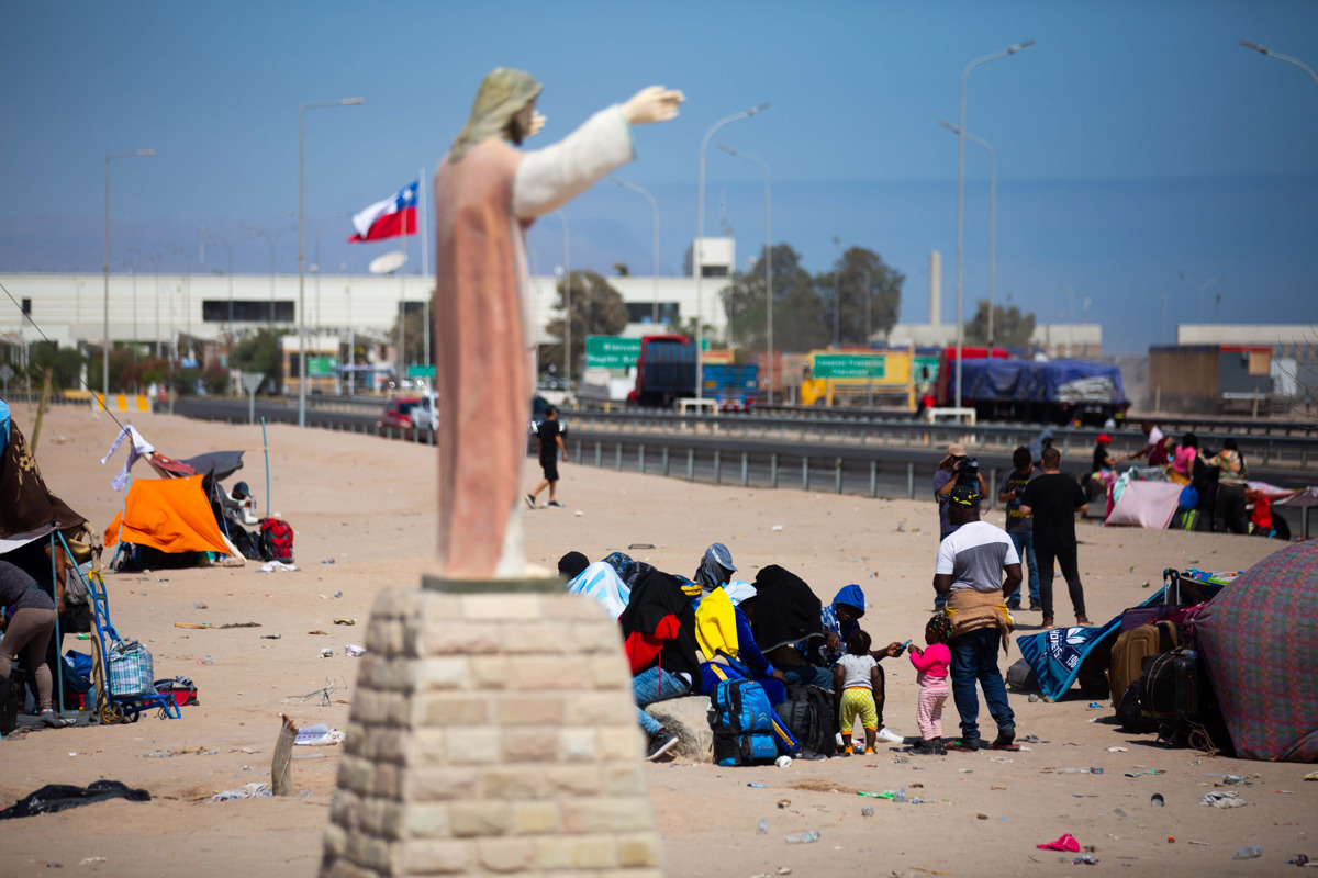 Perú decreta estado de emergencia en sus fronteras para controlar a migrantes