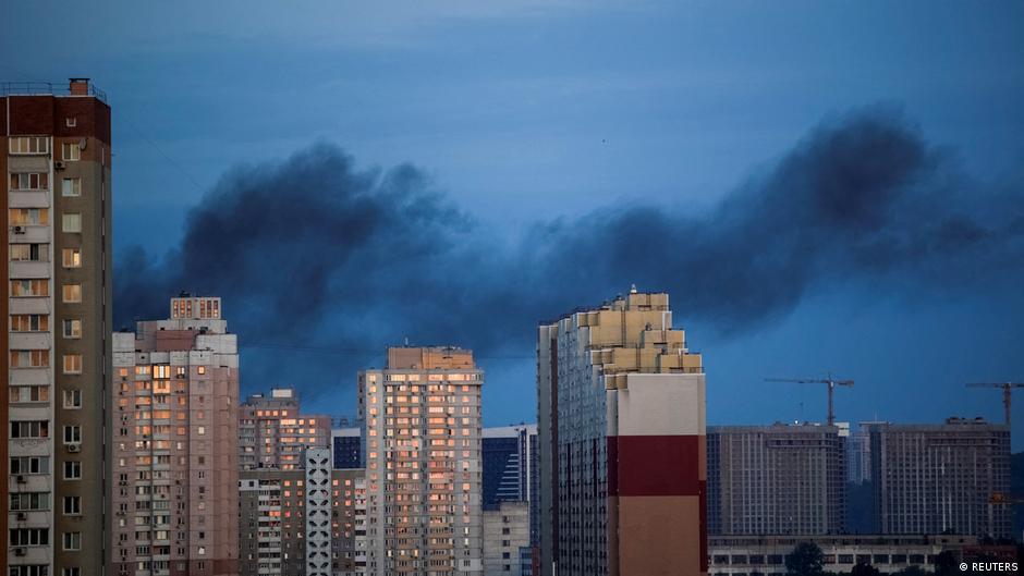 Ucrania neutraliza ataques nocturnos rusos en Kiev