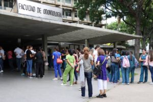 Elecciones en la UCV- suspendidas (Mairet Chourio)
