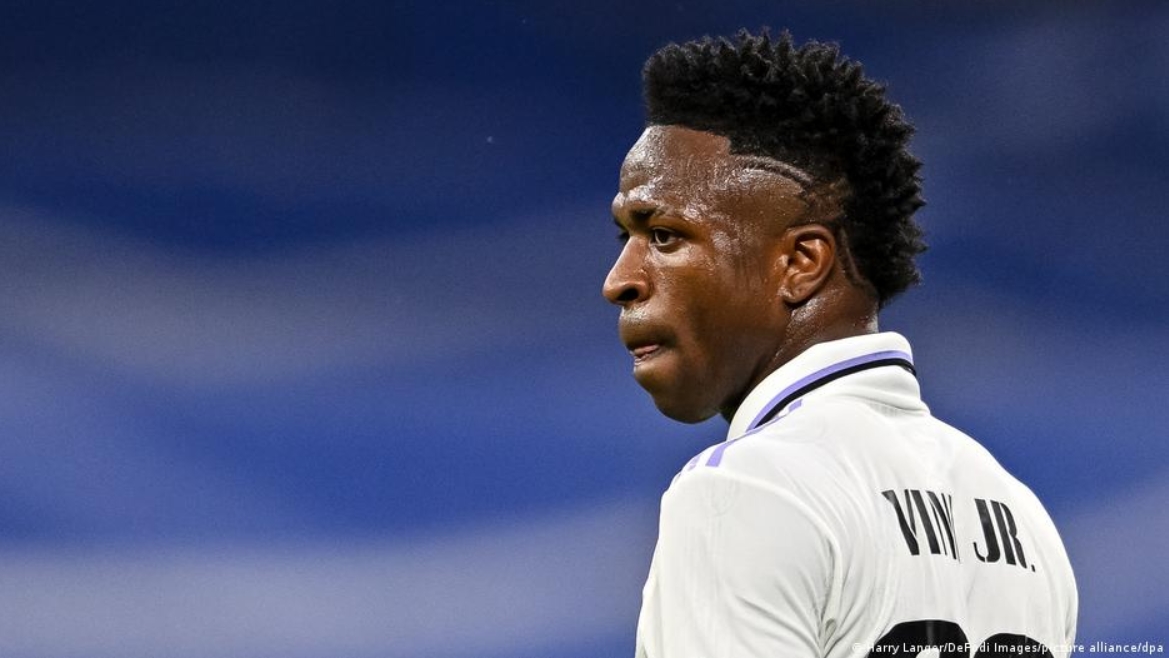 Ancelotti: Vinicius no viaja porque no puede jugar