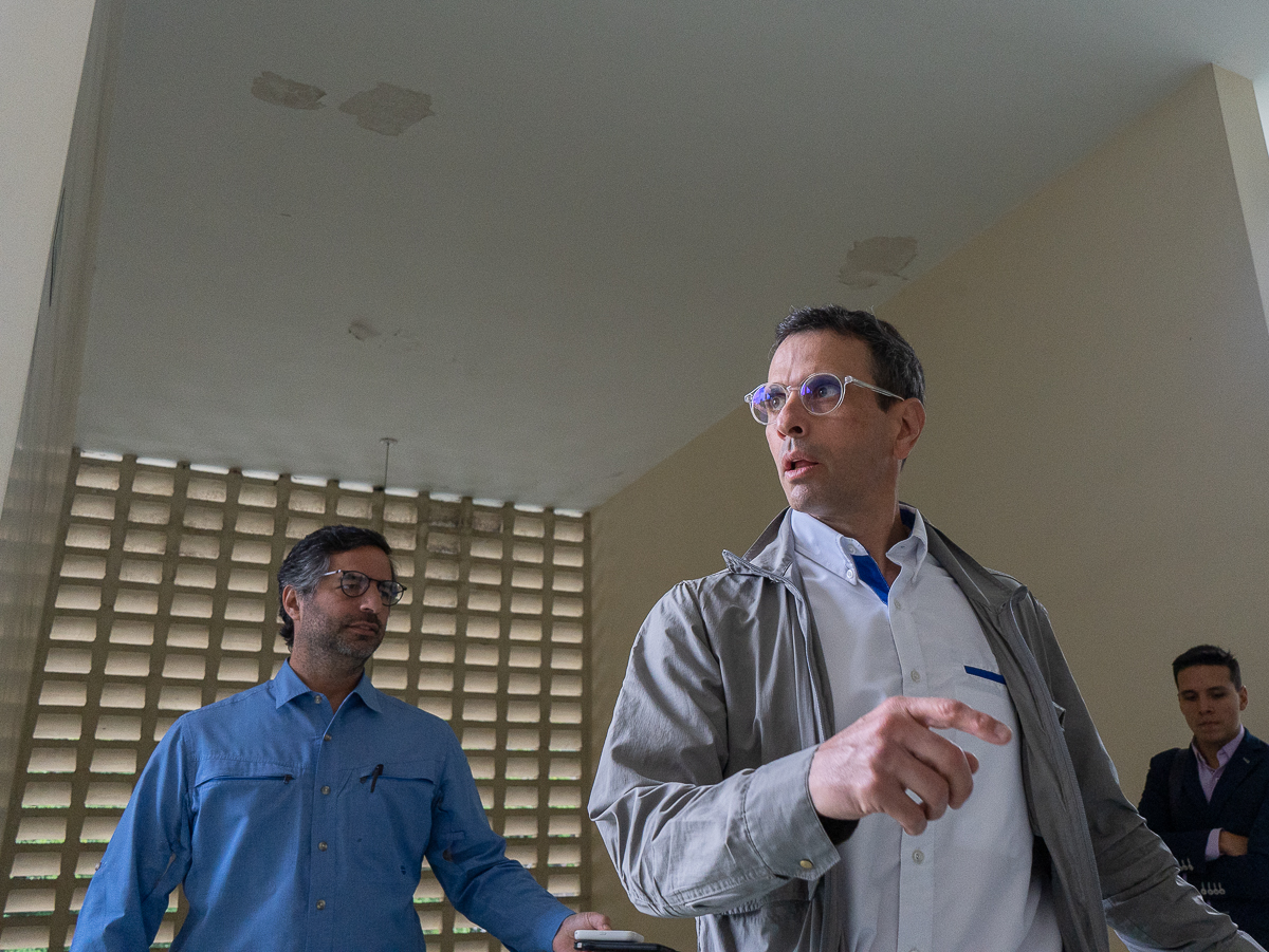 Renuncia Henrique Capriles