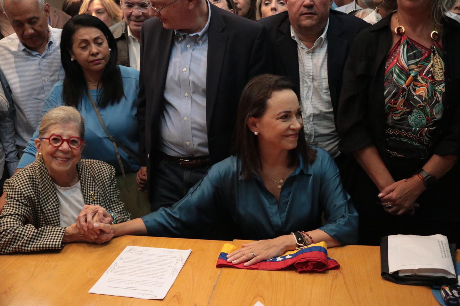 María Corina Machado se postula a primarias: La derrota de este régimen ya empezó en las calles de Venezuela