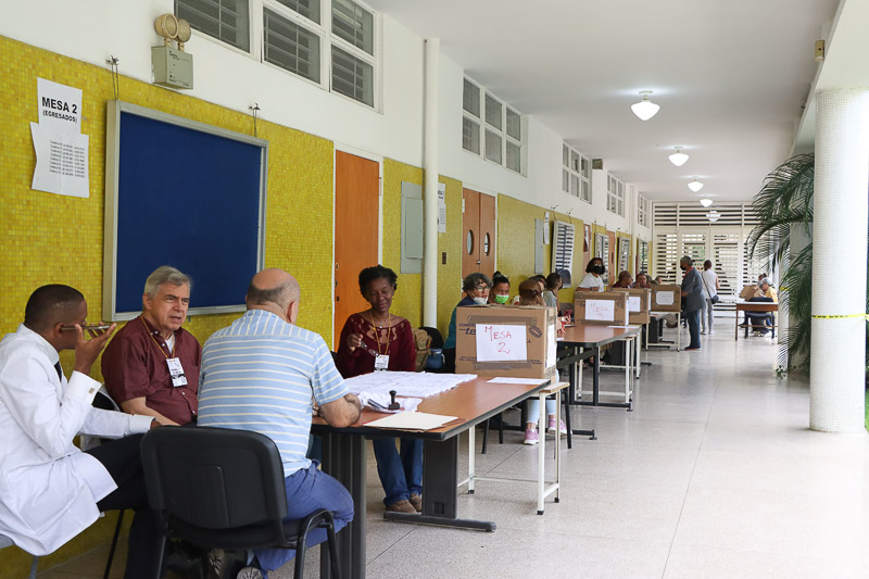 Segunda vuelta- elecciones UCV (Mairet Chourio)