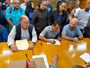 Un Nuevo Tiempo inscribe como candidato a exdiputado José Rafael Hernández