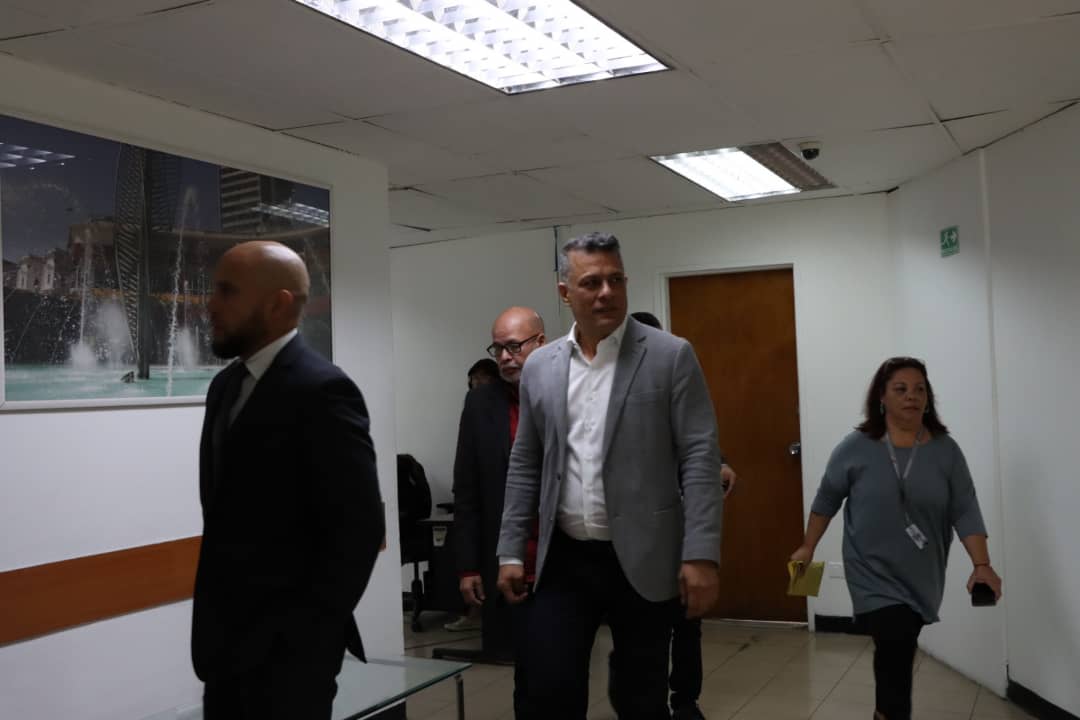 Gustavo Vizcaíno, director del Saime, es también rector suplente del CNE.