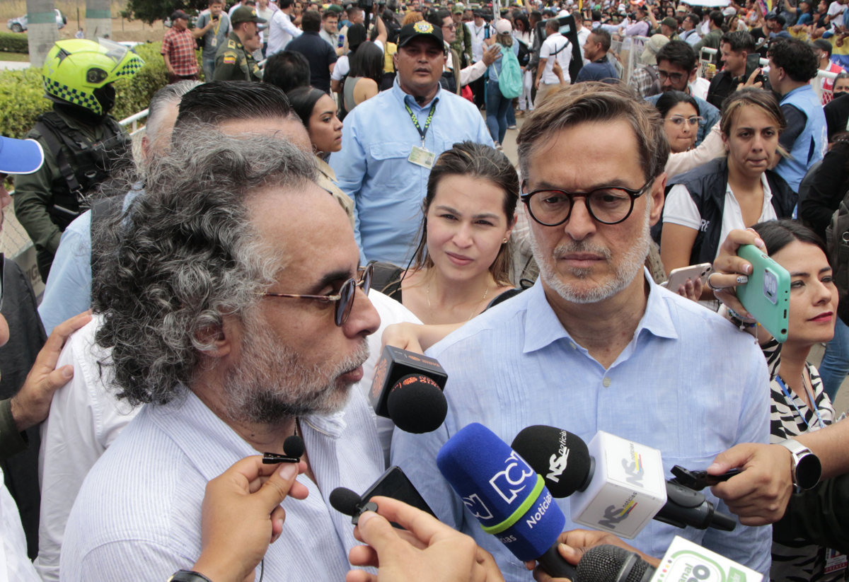 Interceptaciones ilegales por un robo doméstico detonan la crisis en el Gobierno de Petro