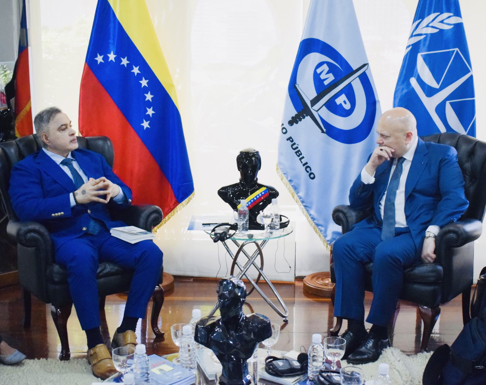Fiscal de la CPI se reunió con Tarek William Saab