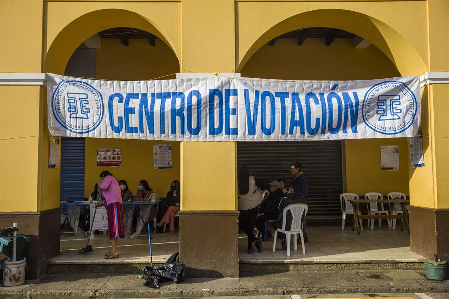 Centros de votación abren en Guatemala a la espera de 9,3 millones de personas