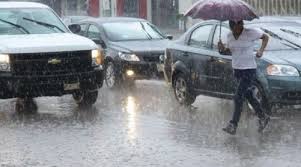 Lluvias con actividad tormentosa en gran parte de Venezuela por paso de onda tropical 3