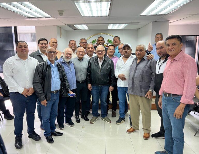 ¿AD que controla Bernabé Gutiérrez se divide? Lo que responde Luis Eduardo Martínez