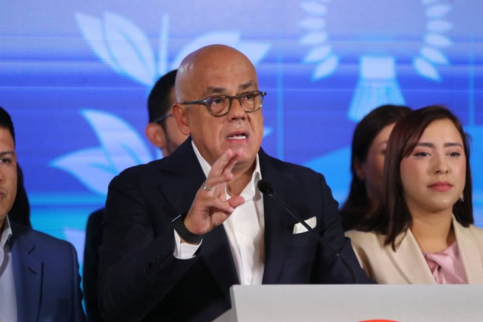 Rodríguez dice que «conspiración continuada» viola acuerdo de Barbados y exige a oposición pronunciarse