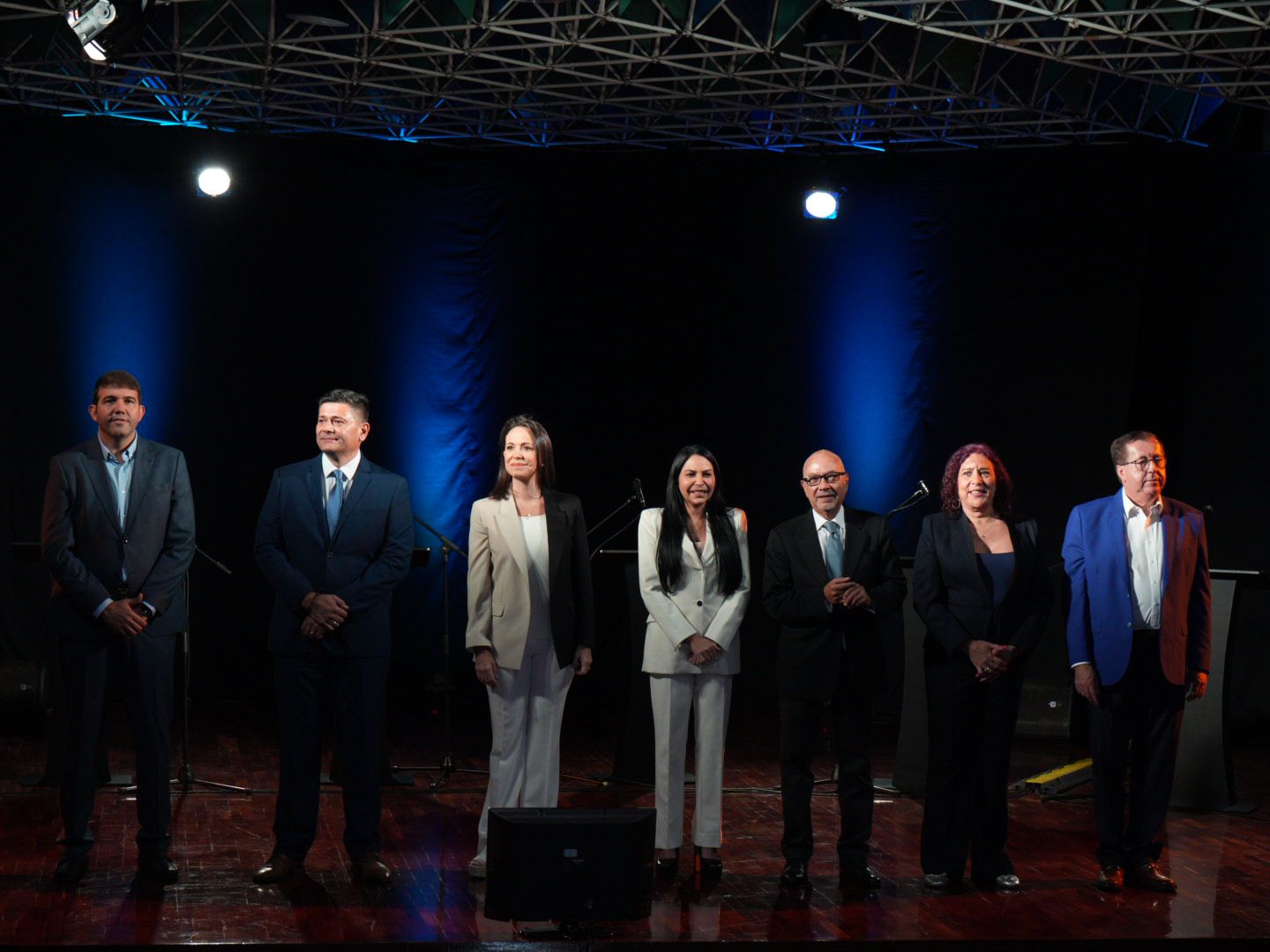 Alianzas, apoyos y posibles acuerdos: así se mueven candidatos y partidos de la oposición venezolana