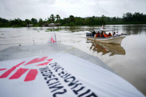 Médicos Sin Fronteras lleva atención a comunidades aisladas de Delta Amacuro