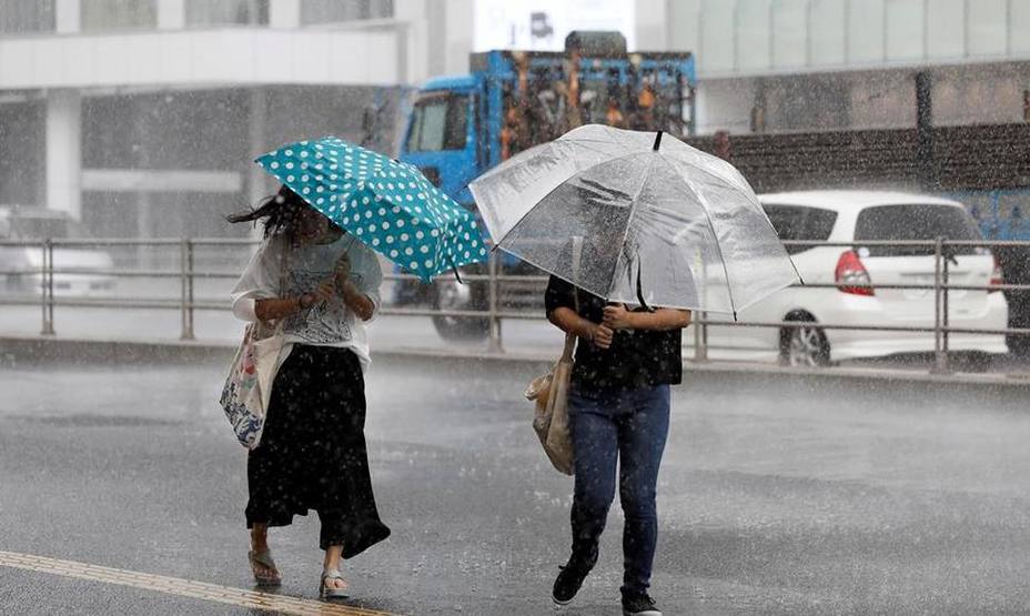 Ondas tropicales 17 y 18 dejarán lluvias en gran parte de Venezuela este 11 de julio