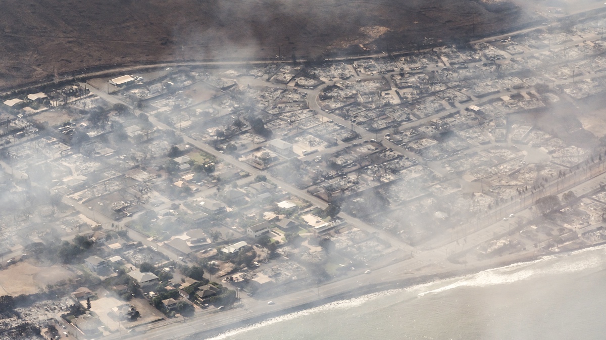 Daños causados por los incendios forestales en Hawai