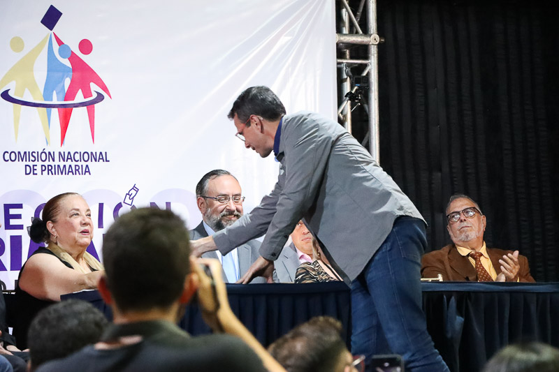 Capriles mostró preocupación por ubicación de centros de votación para las primarias