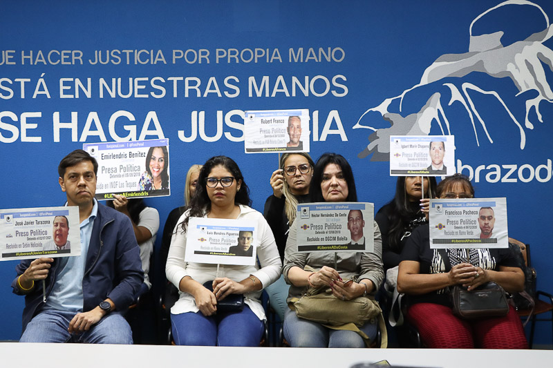 Foro Penal- rueda de prensa sobre los presos políticos (Mairet Chourio)