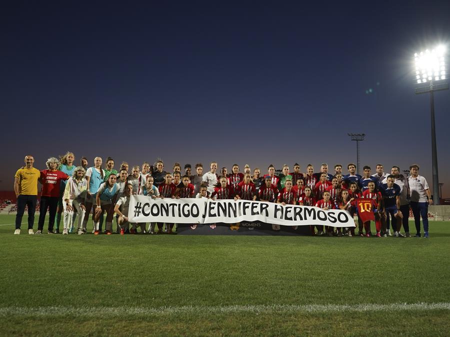 La selección femenina de EEUU apoya a Hermoso y pide acabar con el acoso laboral