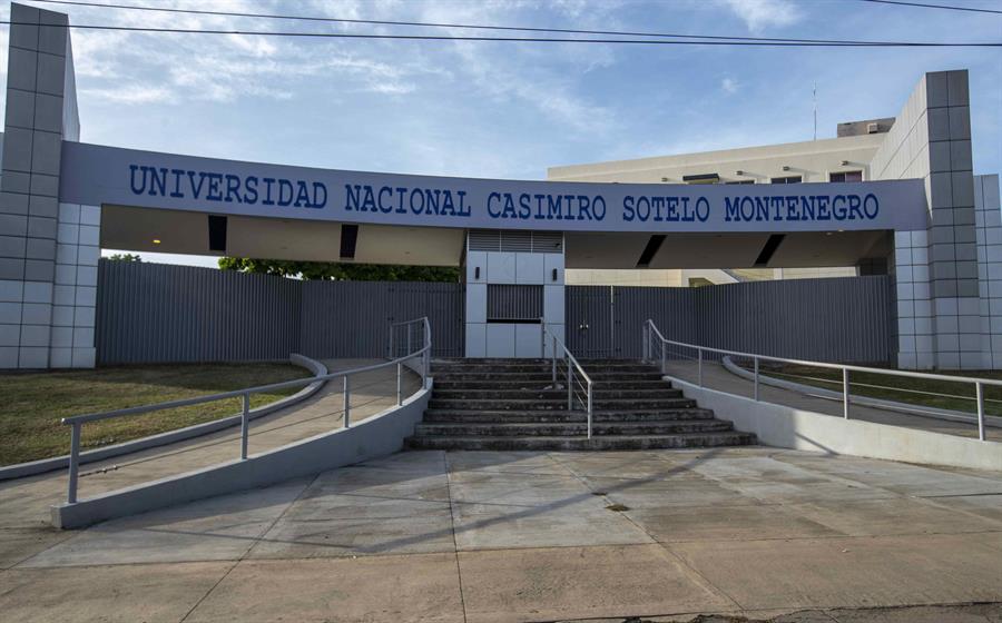 Compañía de Jesús condena el "desalojo" de seis sacerdotes jesuitas en Nicaragua