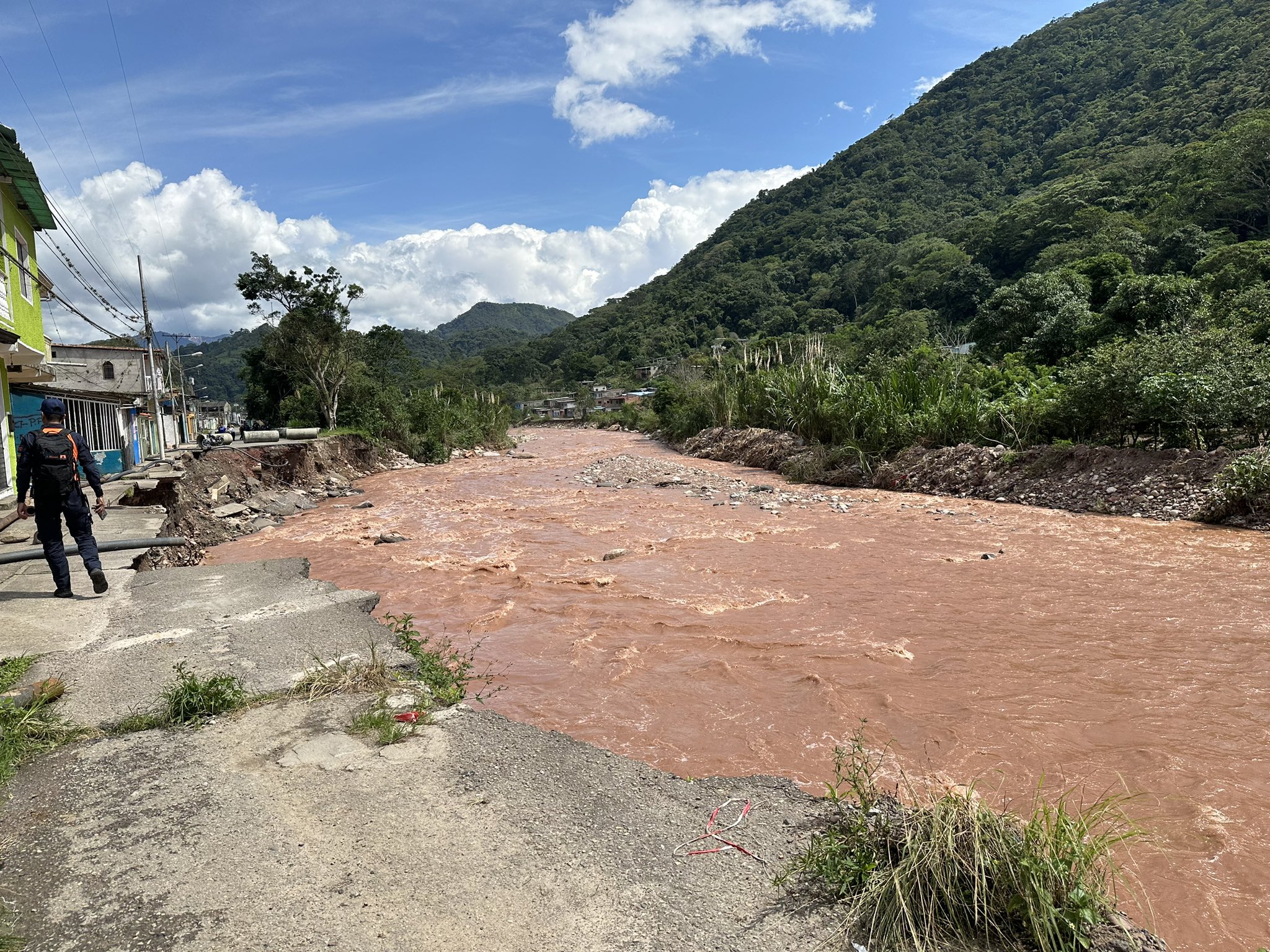 Comunidades de Táchira incomunicadas por pérdida total de vialidad en Zorca