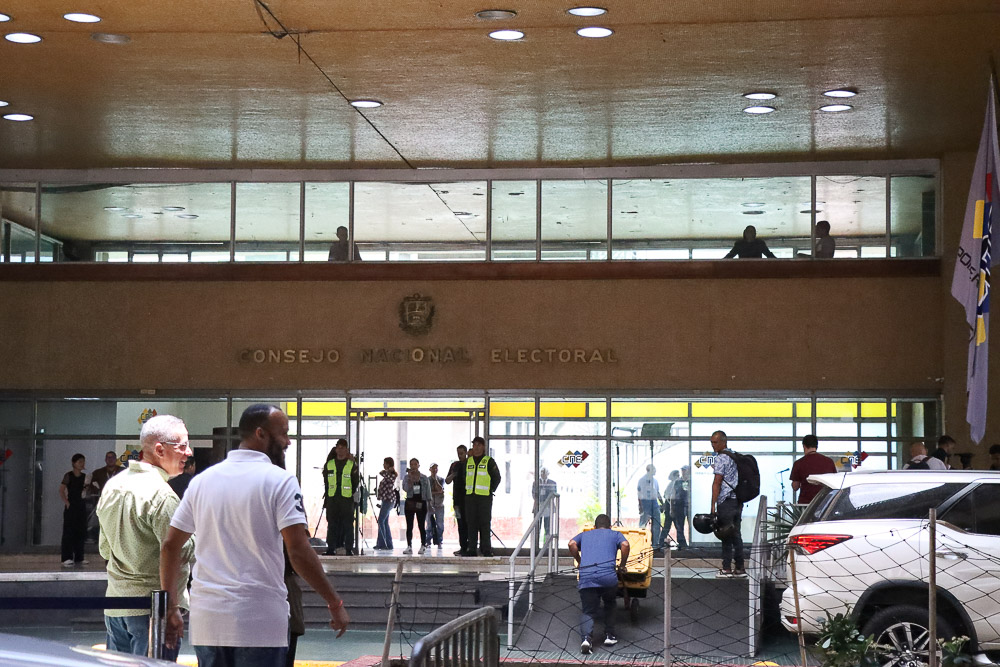 Jornada de inscripción y actualización del Registro Electoral comienza con fallas