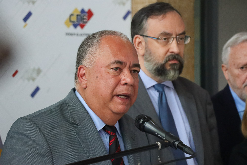 Luis Salamanca: La exclusividad de la que habla el CNE es excluyente y no está en la ley