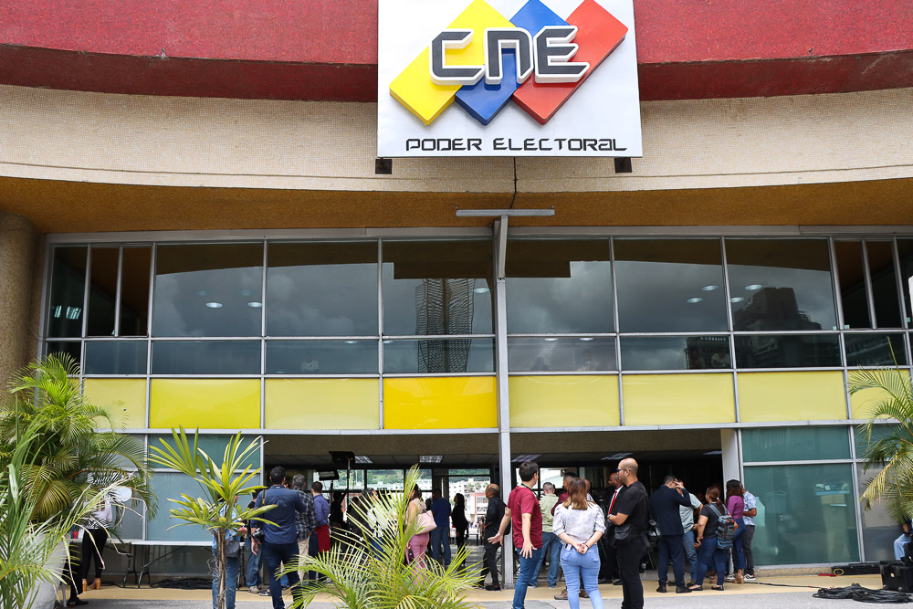 CNE- foto referencial (Mairet Chourio) registro electoral