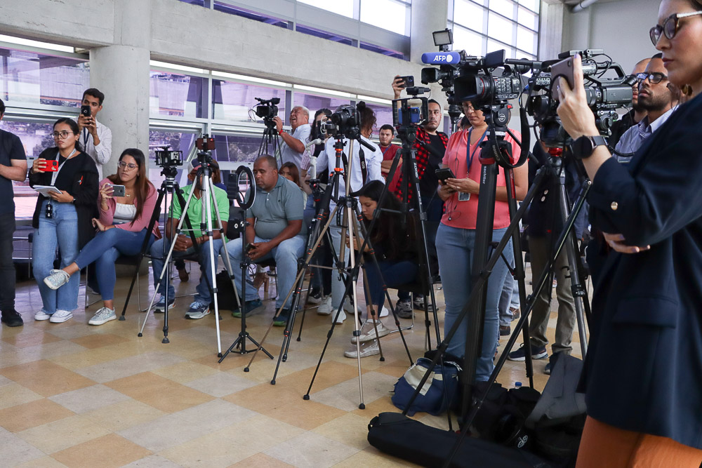 Medios de comunicación- prensa- foto referencial (Mairet Chourio)