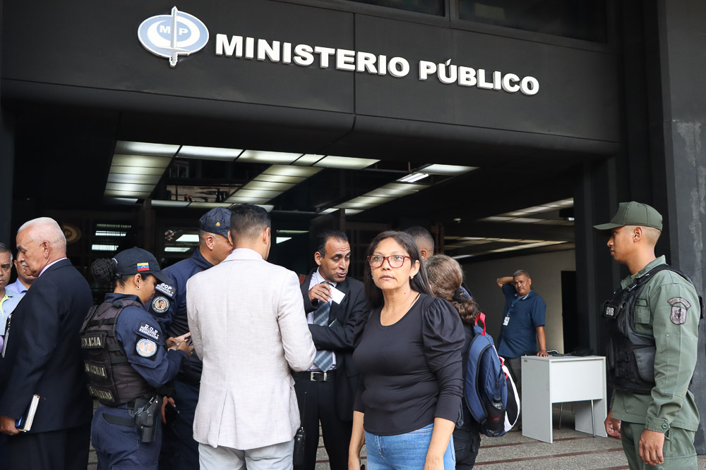 Familiares y abogados de John Álvarez denuncian ante Ministerio Público la tortura y detención arbitraria (Mairet Chourio)