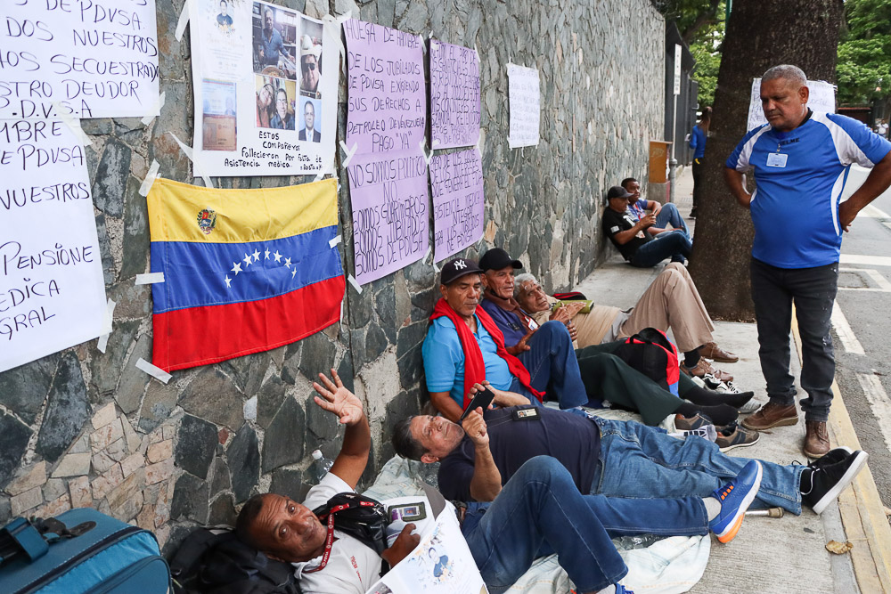 Jubilados de PDVSA hacen huelga de hambre para exigir sus derechos (Mairet Chourio)
