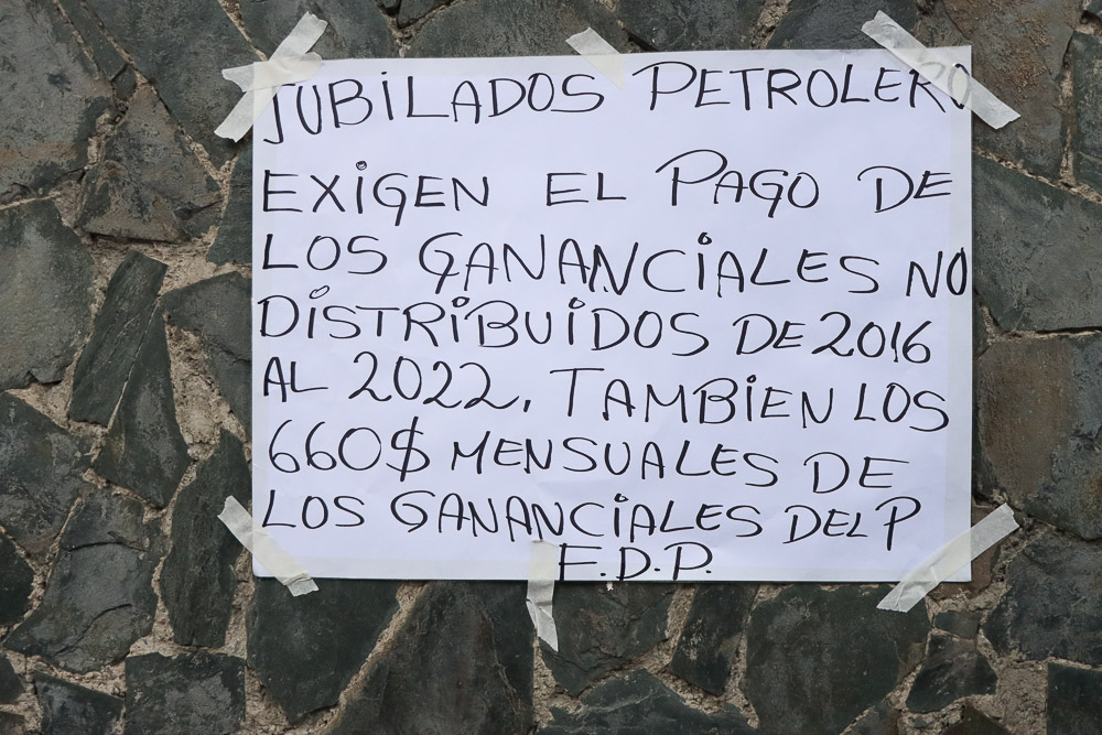 Jubilados de PDVSA hacen huelga de hambre para exigir sus derechos (Mairet Chourio)