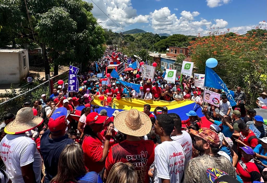 En qué anda el chavismo mientras oposición está en campaña por primaria