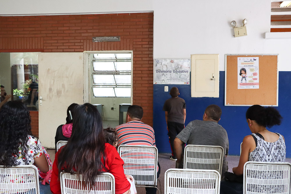 Reinicio de actividades administrativas en las escuelas (Mairet Chourio)