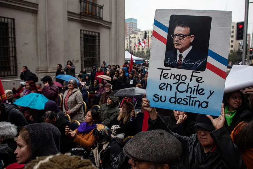 Mónica González: “50 años después del golpe, en Chile revive la polarización política”