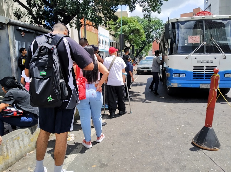 Transporte público- pasaje- autobuses (Mairet Chourio)