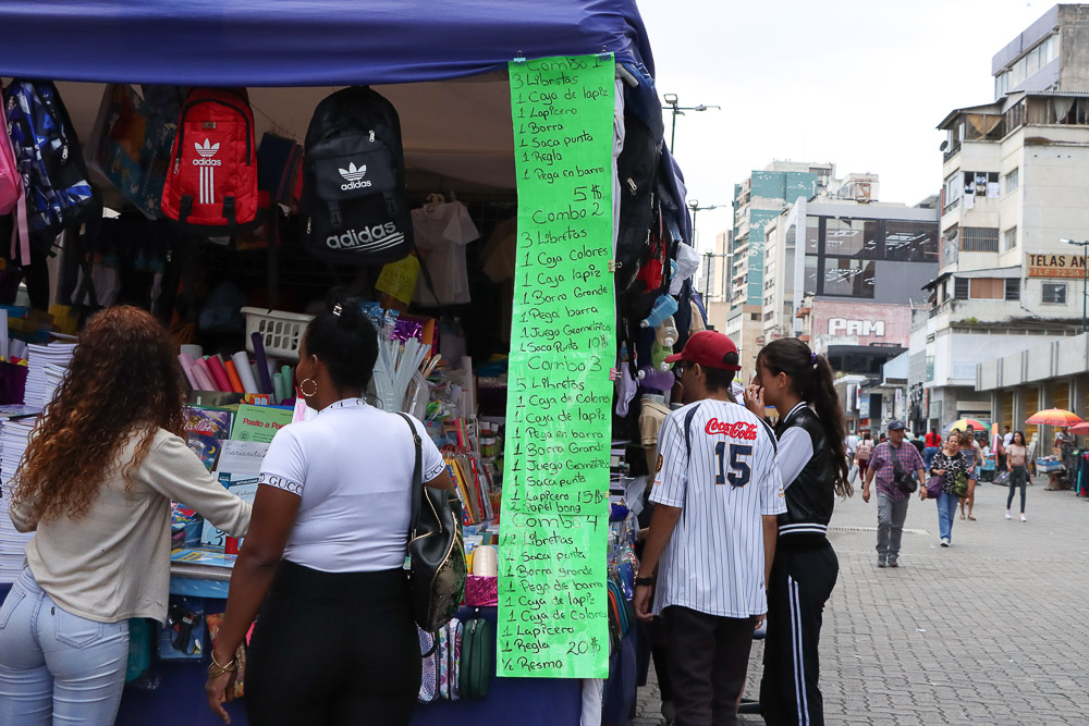 Ventas de útiles escolares (Mairet Chourio)