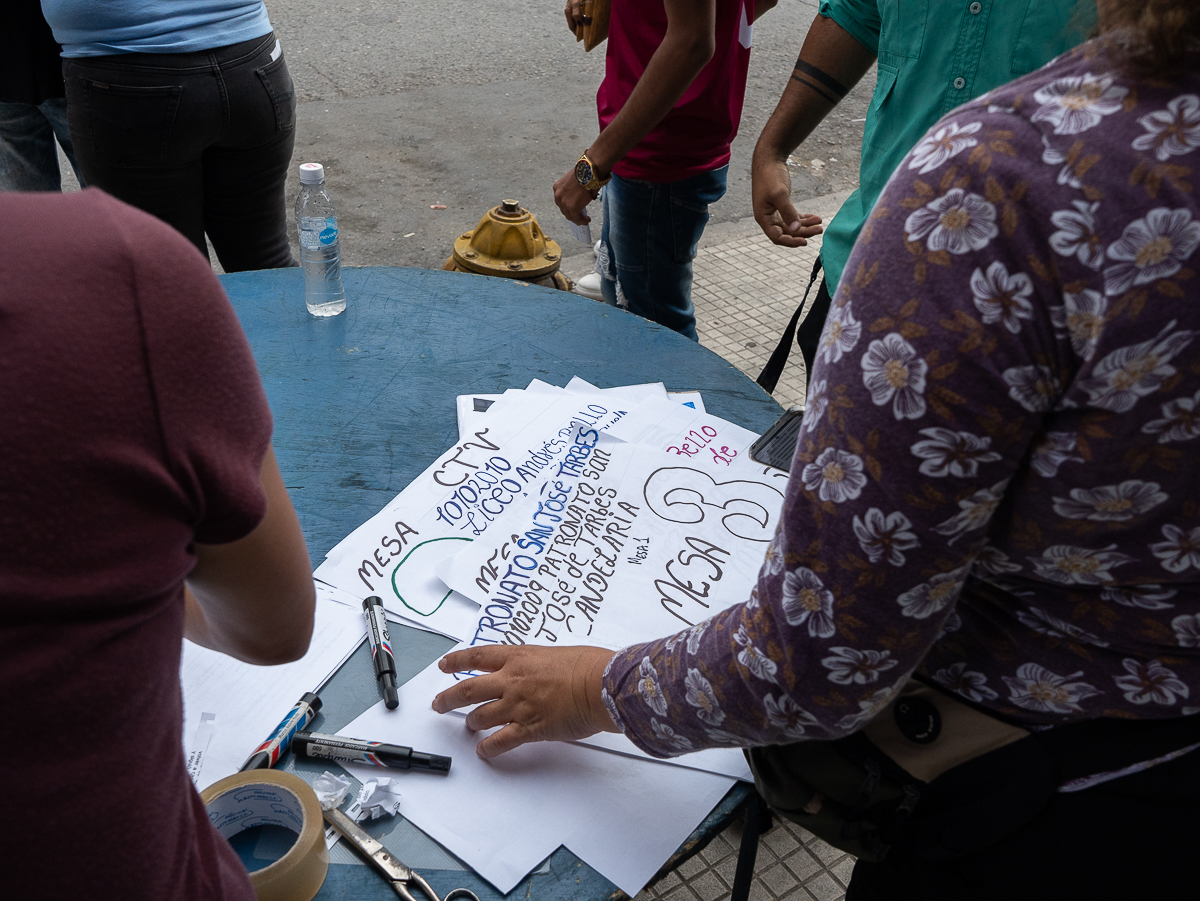 Participación de jóvenes se registró en 76% de los centros de votación para la primaria