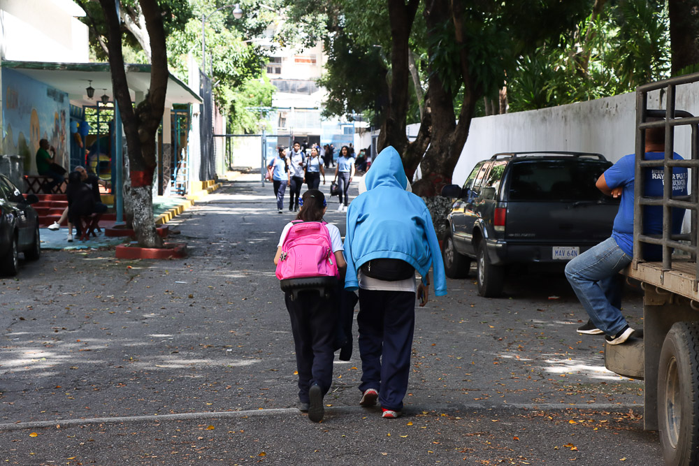 Escuelas- asistencia- El Libertador- Chacao (Mairet Chourio)